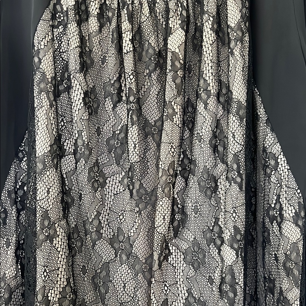 Elegant Black Lace Women's Top - Picture 3 of 7